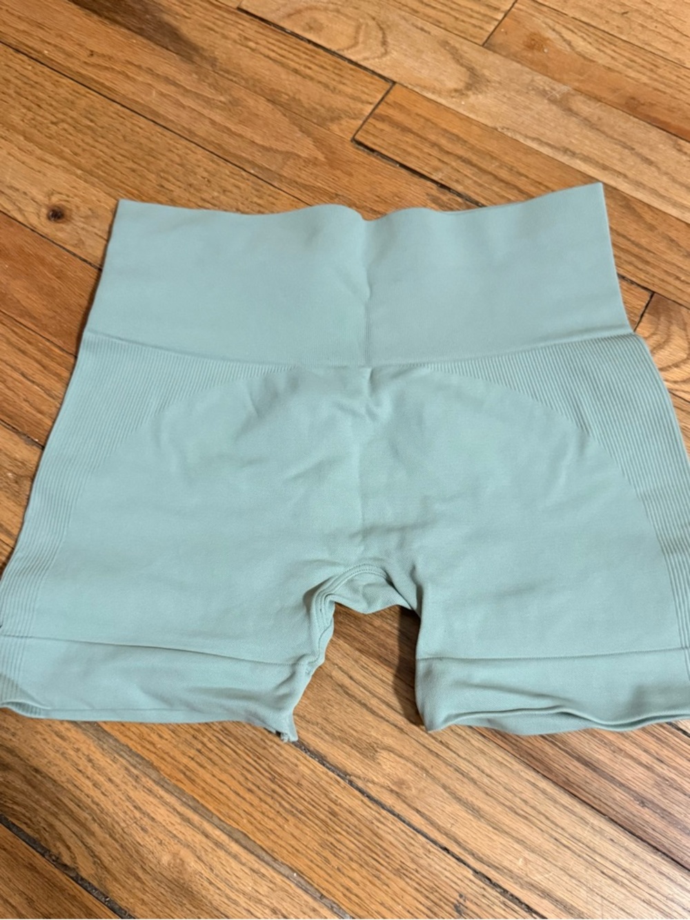 Set active shorts